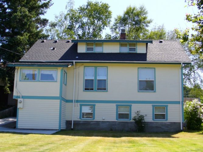 Redmond Roofing Installation Brown Home